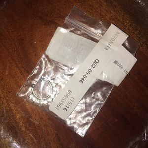 Fake septum piercing